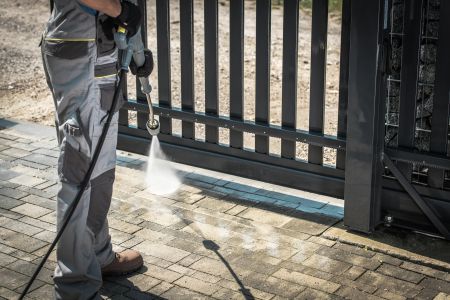 Soft Wash vs Pressure Wash in South Louisiana: What’s Best for Your Home?