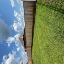 High-quality-fence-cleaningstaining-results-in-Thibodaux-Louisiana 2